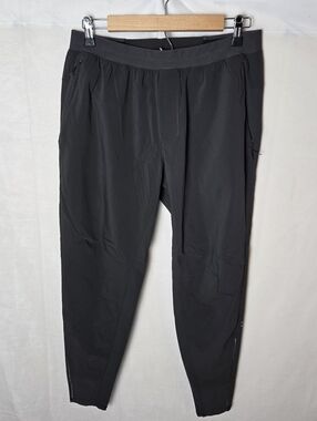 Lululemon Mens Large Grey Surge Hybrid Pant Performance Running Stretch Joggers